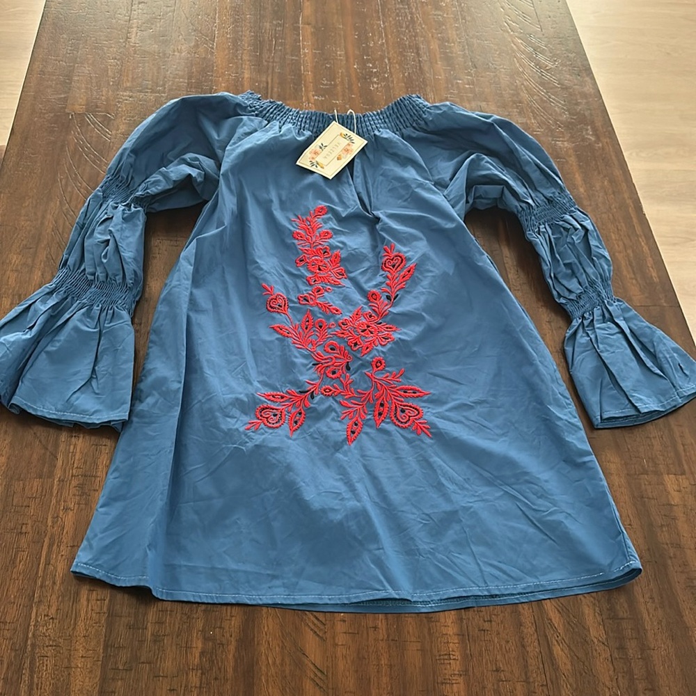 Women’s shirt royal blue new